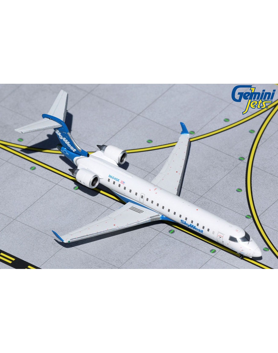 GEMINI JETS 1 400 SCALE DIE CAST MODEL GJSKW1265 Skywest Airlines 
